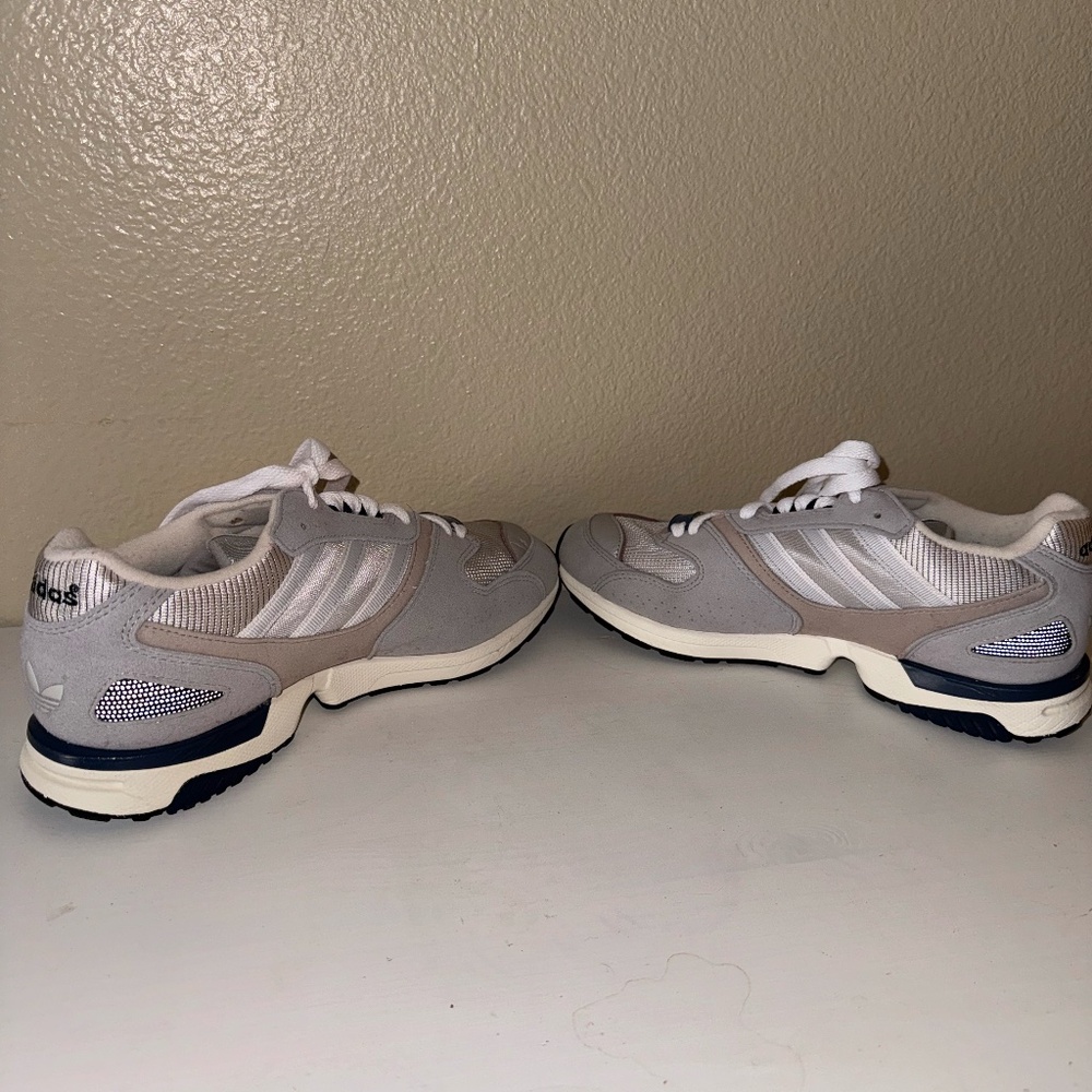 Womens Adidas Sneakers